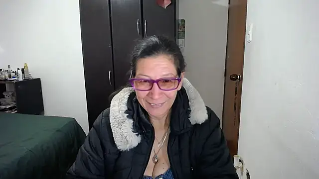 Snapshot of latin49 chatting on February 25, 2026, 4:45 am latin49 online show from February 25, 2026, 4:45 am
