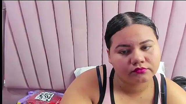 Snapshot of ValenTitis chatting on March 8, 2025, 8:03 pm ValenTitis online show from March 8, 2025, 8:03 pm