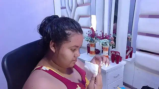 Snapshot of ValenTitis chatting on October 11, 2025, 8:21 pm ValenTitis online show from October 11, 2025, 8:21 pm