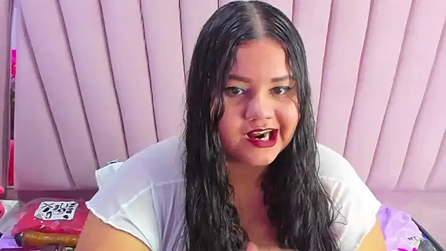 Snapshot of ValenTitis chatting on February 9, 2025, 5:19 am ValenTitis online show from February 9, 2025, 5:19 am