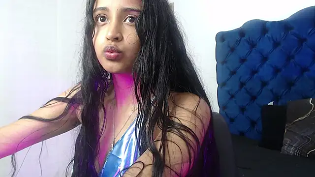 Lili666  online show from November 28, 2025, 3:07 am