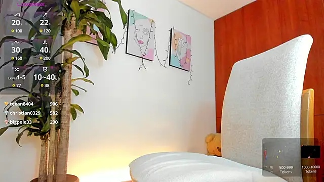 Snapshot of alessia1__ chatting on February 19, 2025, 1:51 am alessia1 online show from February 19, 2025, 1:51 am