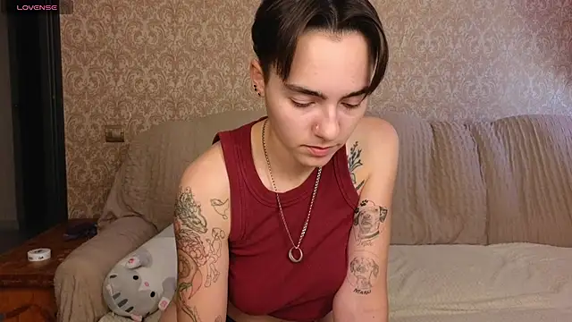 twobabesweet online show from July 20, 2026, 3:36 am