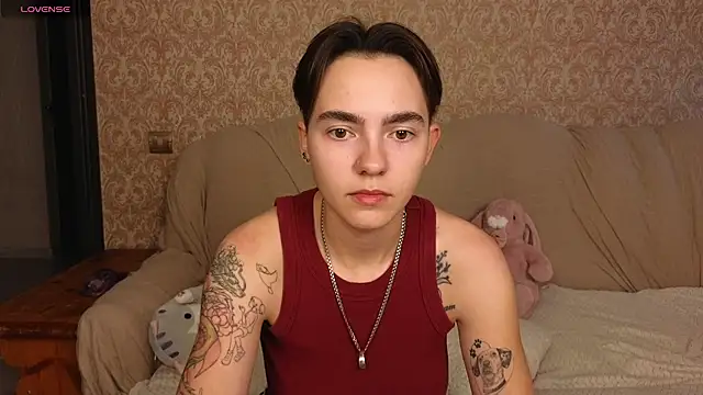 twobabesweet online show from July 11, 2026, 8:03 am