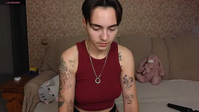 twobabesweet online show from July 21, 2026, 9:21 am