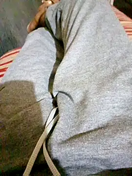 Snapshot of robinsan1010 chatting on March 10, 2025, 5:18 pm robinsan1010 online show from March 10, 2025, 5:18 pm