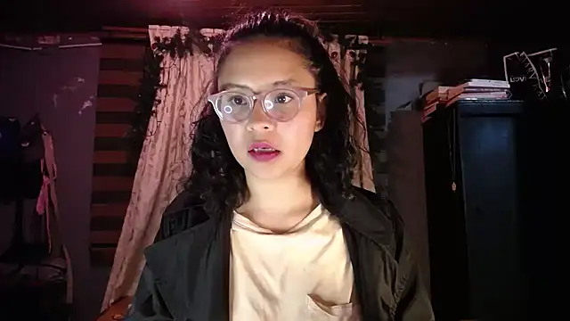 Hathorlove online show from February 2, 2026, 12:53 am