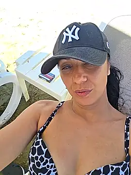 LeticiaWoods online show from June 29, 2026, 11:21 am