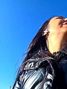 Snapshot of LeticiaWoods chatting on March 15, 2026, 12:34 pm LeticiaWoods online show from March 15, 2026, 12:34 pm