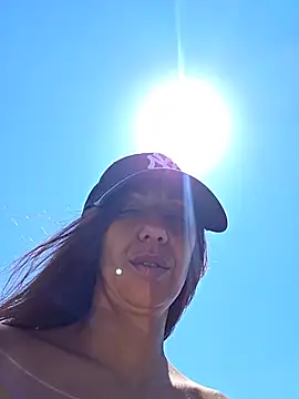LeticiaWoods online show from July 9, 2026, 7:53 am