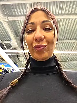 Snapshot of LeticiaWoods chatting on February 8, 2026, 1:31 pm LeticiaWoods online show from February 8, 2026, 1:31 pm