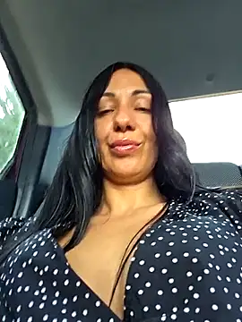 LeticiaWoods online show from June 12, 2026, 11:30 am