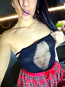 Snapshot of LeticiaWoods chatting on March 7, 2026, 12:10 pm LeticiaWoods online show from March 7, 2026, 12:10 pm