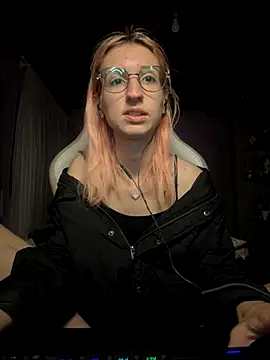 bunnydark00 online show from October 6, 2025, 9:59 pm