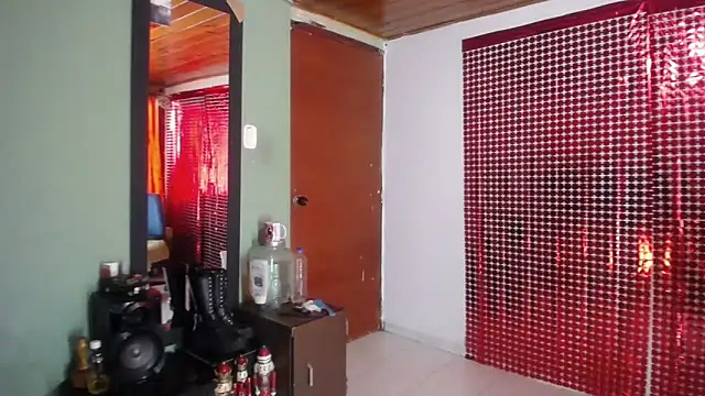 Snapshot of Sweett_Anya chatting on February 6, 2026, 3:30 pm Sweett Anya online show from February 6, 2026, 3:30 pm