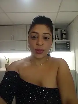 Lashmy111 online show from June 11, 2026, 6:21 am