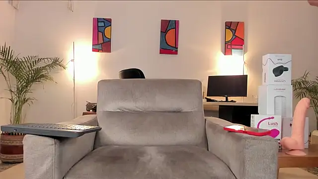 TatoKat online show from February 18, 2025, 4:04 am