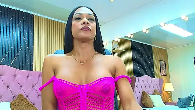 BARBIE BROWNN online show from May 7, 2026, 1:58 pm