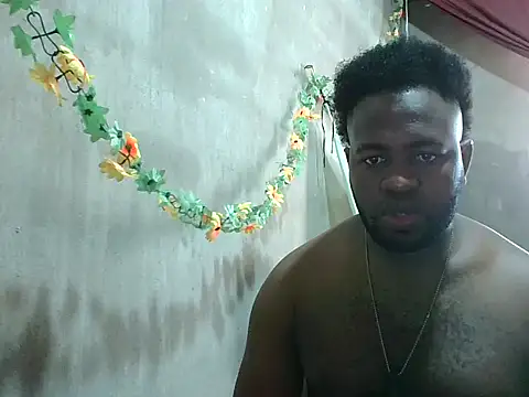 2ocmaxi online show from March 28, 2026, 7:59 pm