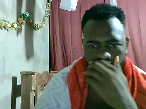 2ocmaxi online show from October 3, 2025, 11:12 am