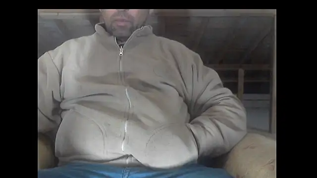 masculine bear daddy online show from January 8, 2025, 5:37 pm