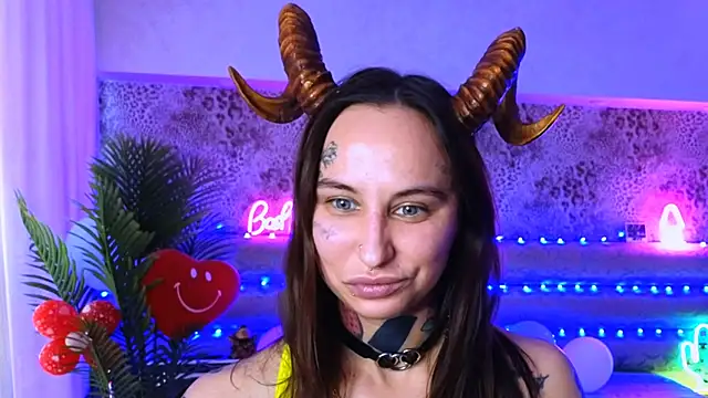 Cool Freak  online show from February 24, 2025, 10:48 am