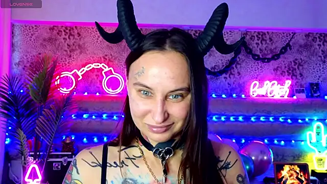 Cool Freak  online show from January 9, 2026, 10:22 am