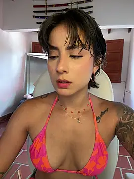 Ale Lewis online show from July 11, 2026, 7:03 pm