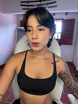 Ale Lewis online show from July 12, 2026, 7:04 pm