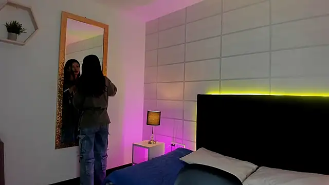 Snapshot of NanaRott chatting on February 13, 2026, 7:14 pm NanaRott online show from February 13, 2026, 7:14 pm