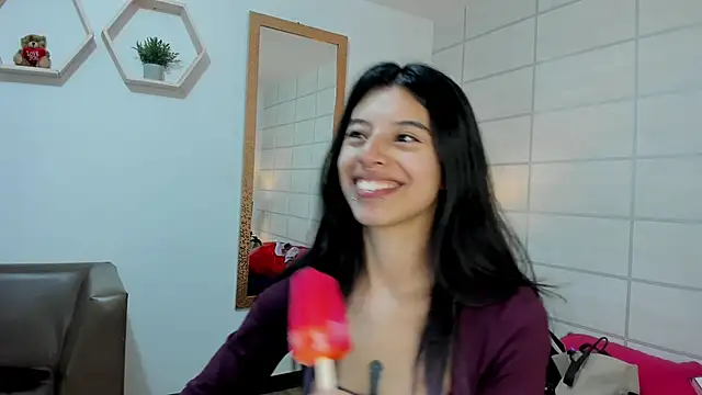 Snapshot of NanaRott chatting on February 26, 2026, 7:03 pm NanaRott online show from February 26, 2026, 7:03 pm