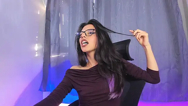 NanaRott online show from September 28, 2025, 9:44 pm