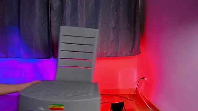 NanaRott online show from October 2, 2025, 11:30 pm