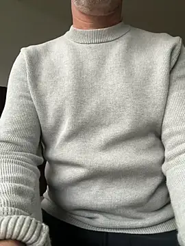 kinesias69 online show from October 24, 2025, 3:22 pm