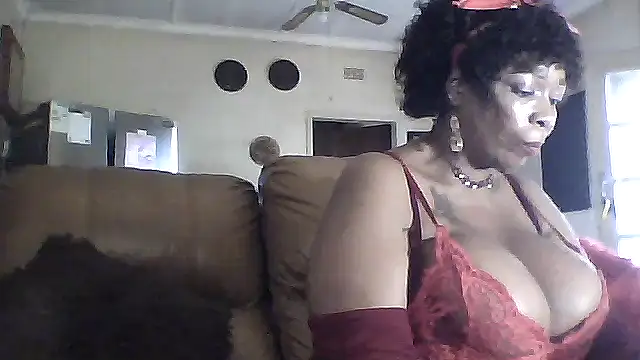 Gucci Bx online show from November 13, 2025, 3:05 pm