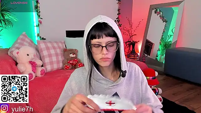 Snapshot of _Jessy_Moon_ chatting on February 15, 2026, 7:57 pm Jessy Moon online show from February 15, 2026, 7:57 pm