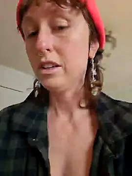 mossy kiss online show from January 23, 2025, 3:32 pm