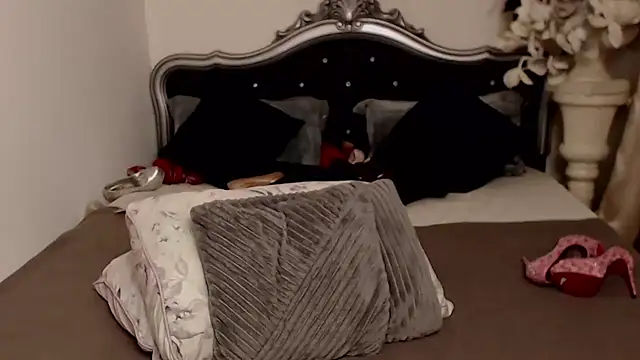 Snapshot of AylyneRichards chatting on March 20, 2025, 3:14 pm AylyneRichards online show from March 20, 2025, 3:14 pm