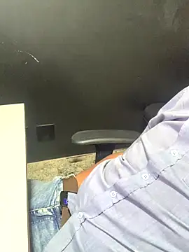 Snapshot of trimineiro_ chatting on September 24, 2025, 2:34 pm trimineiro online show from September 24, 2025, 2:34 pm