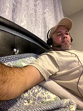 Cristian-Brayan online show from December 22, 2025, 11:54 am