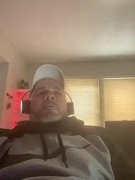 Cristian-Brayan online show from February 9, 2025, 4:40 pm