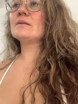 gabiTetas online show from December 10, 2024, 7:43 pm