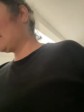 gabiTetas online show from November 24, 2025, 7:47 pm