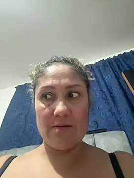 gabiTetas online show from July 16, 2026, 9:01 pm