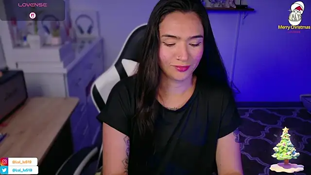 ImLui lu online show from December 20, 2025, 4:04 am