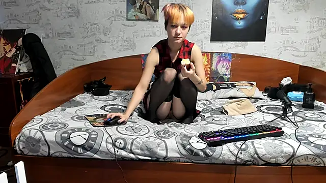 KagamiTayga online show from May 1, 2026, 2:49 am