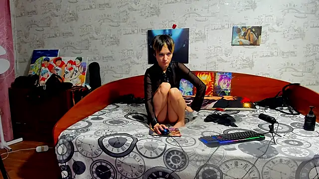 KagamiTayga online show from November 7, 2025, 2:49 am