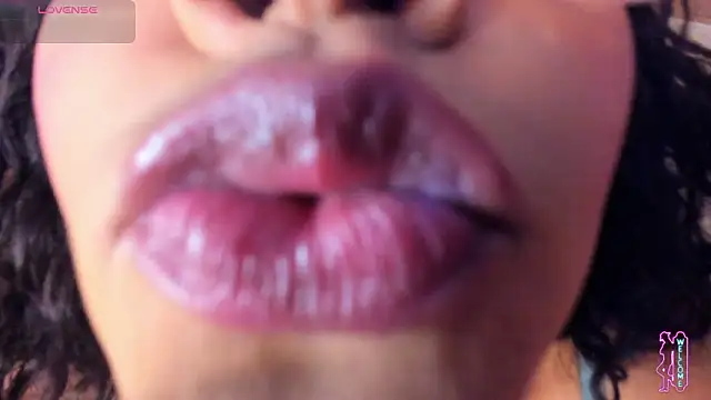 Snapshot of iriss_25 chatting on March 12, 2026, 3:16 pm iriss 25 online show from March 12, 2026, 3:16 pm