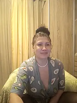 ROXOLANAA SEXY online show from December 3, 2025, 8:30 pm