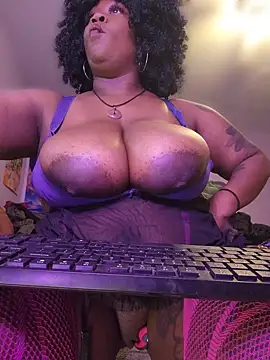 Snapshot of _Ruby_Shy chatting on April 21, 2026, 11:00 pm Ruby Shy online show from April 21, 2026, 11:00 pm